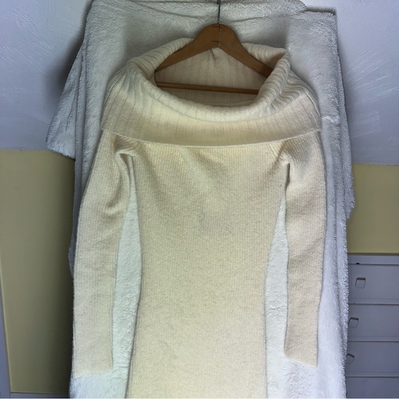 NEW LE SUPERBE Jackpot Ribbed Knit Off Shoulder Midi Dress S $545 Wool Cashmere - Picture 5 of 12